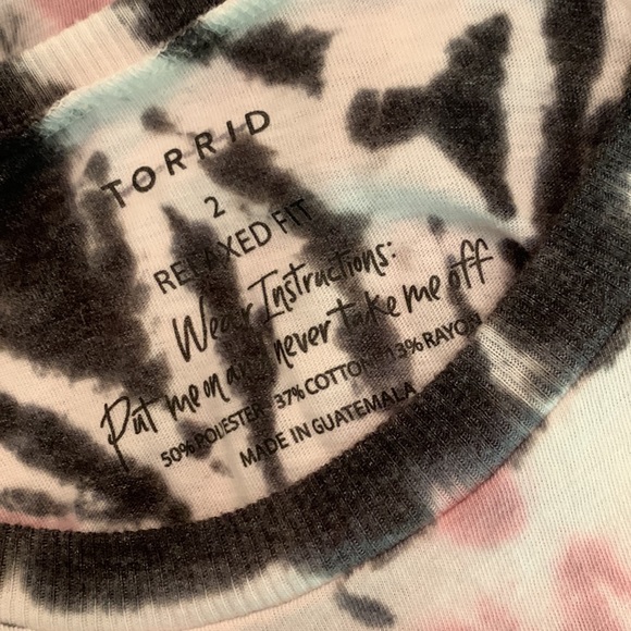 Womens Torrid Relaxed Fit Tee Top Size 2. XXL - Picture 2 of 2